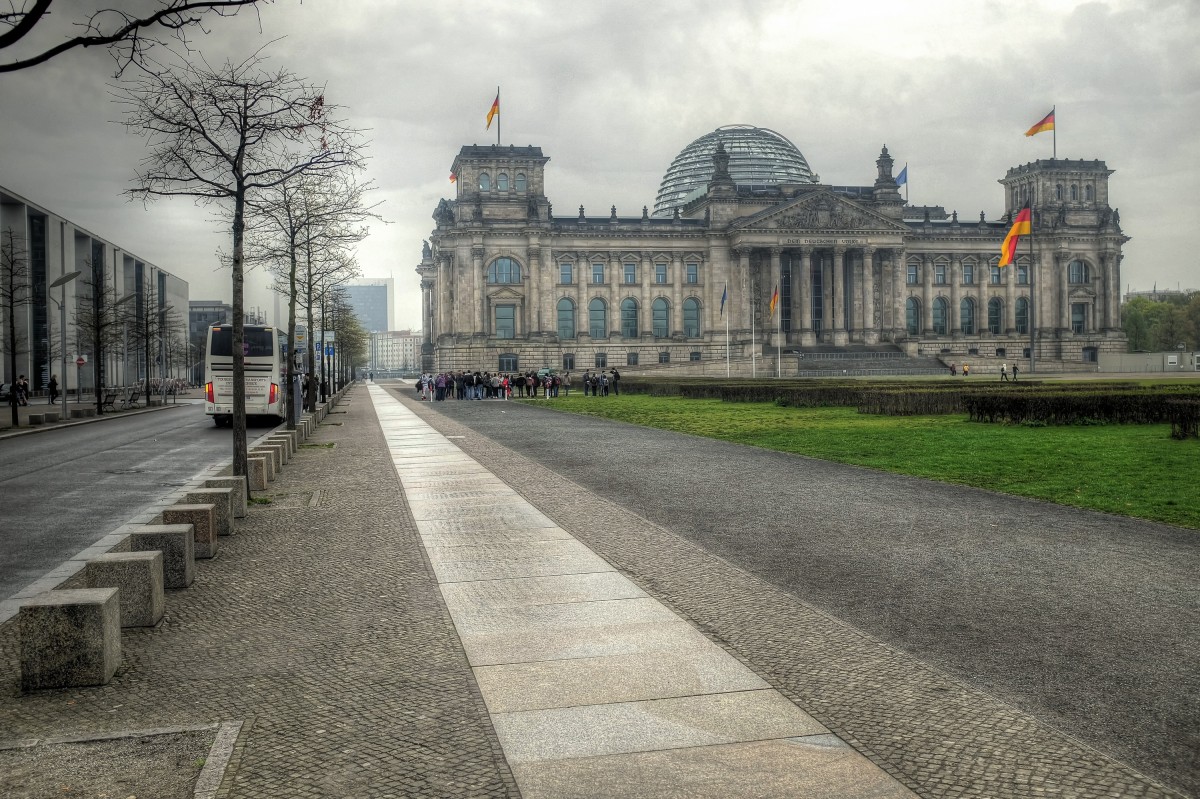 reichstag_berlin_germany_tonemap_city-1386222_1.jpg